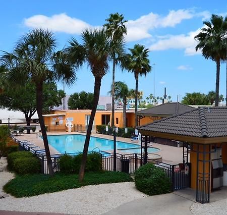 Americas Best Value Inn Ларедо Екстер'єр фото