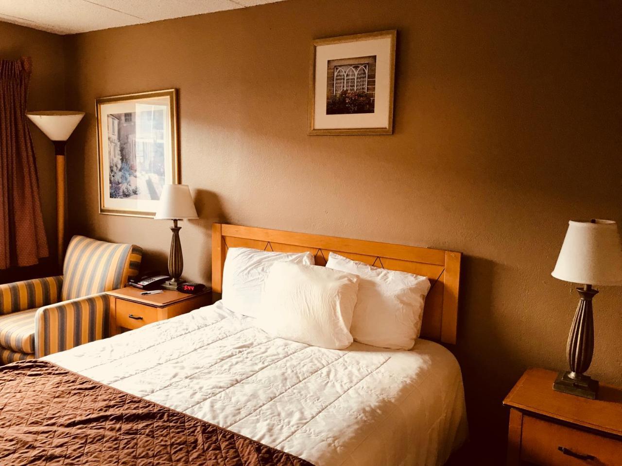 Americas Best Value Inn Ларедо Екстер'єр фото